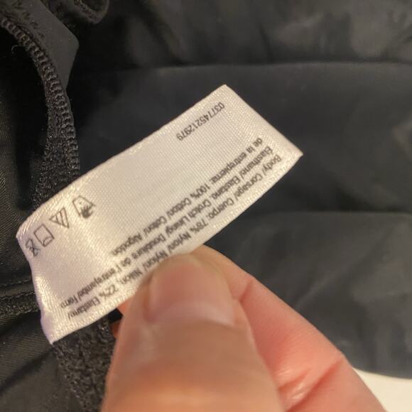 Flexees 36B Black Bra Shapewear Bodysuit Underwire Adjustable Straps Classic - Picture 3 of 11